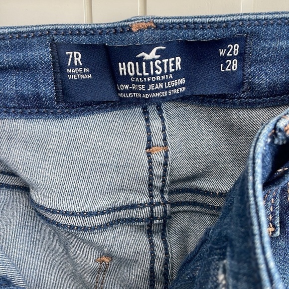 Hollister Women’s Low-Rise Blue Jean Leggings Advanced Stretch - W28, L28, R7 - Picture 3 of 6